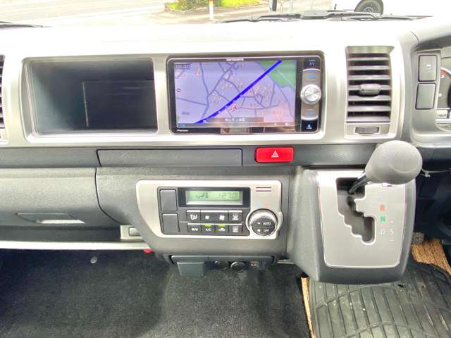 U00048570248_53_001.jpg