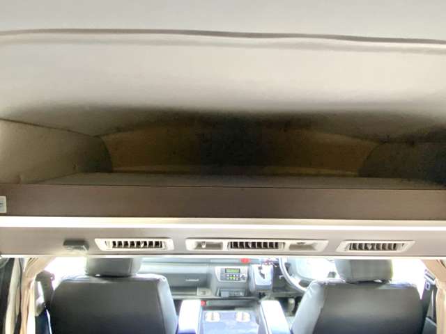 U00048570248_74_001.jpg