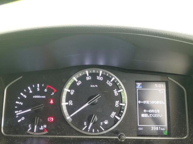 UZ0048051160_11_001.jpg