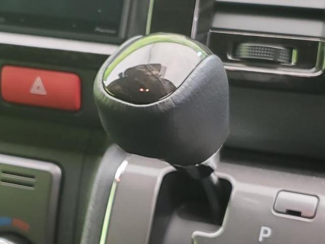 UZ0048051160_15_001.jpg