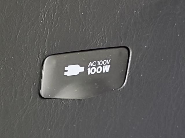 UZ0048051160_53_001.jpg