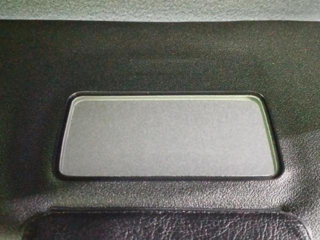 UZ0048241603_49_001.jpg