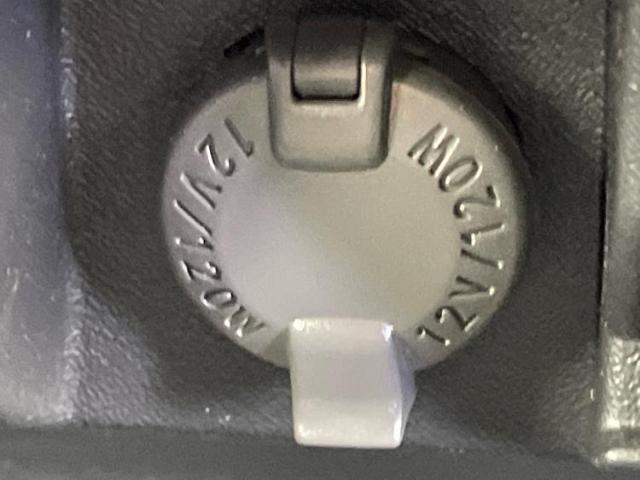UZ0048111976_38_001.jpg