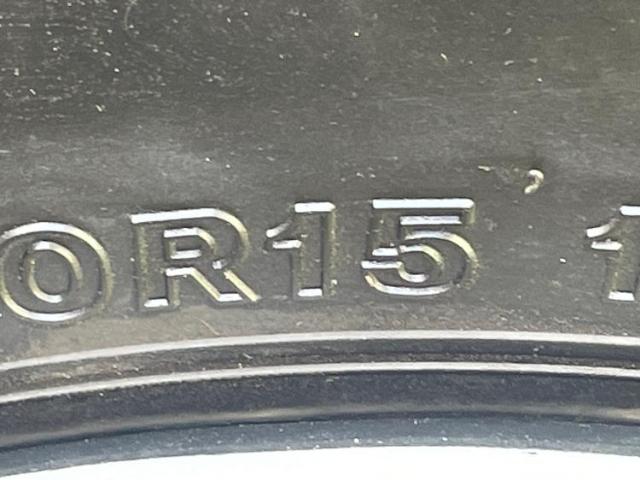 UZ0048111976_57_001.jpg