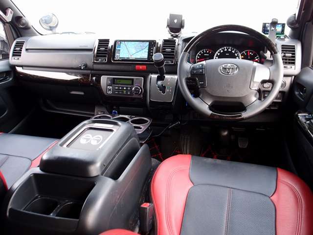 U00048404177_2_001.jpg