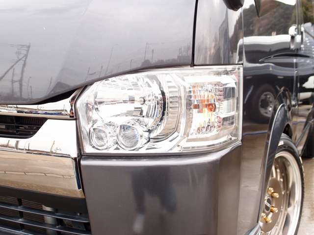 U00048404177_40_001.jpg
