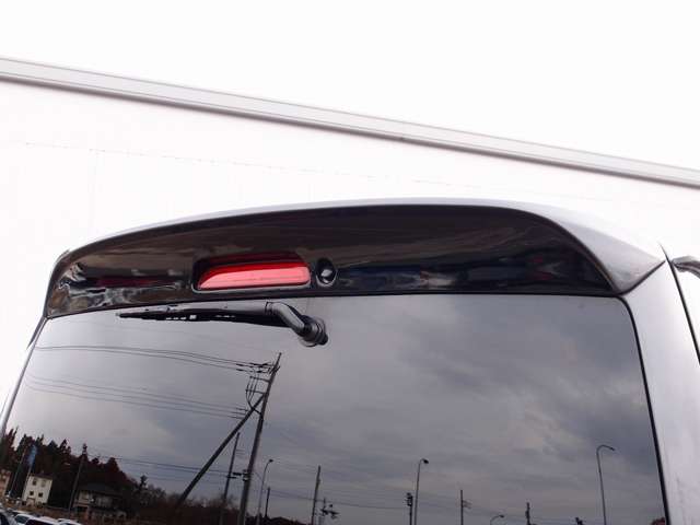 U00048404177_53_001.jpg