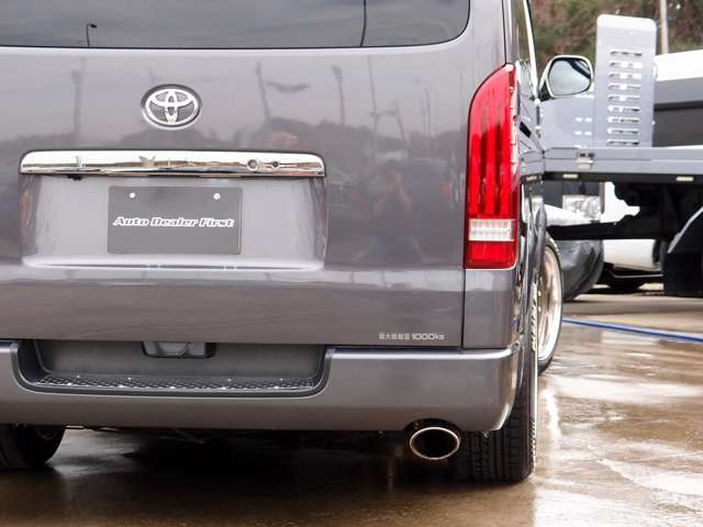 U00048404177_56_001.jpg