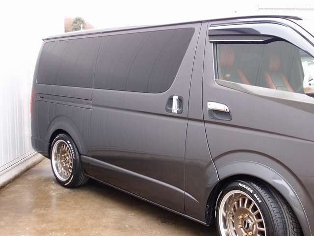 U00048404177_9_001.jpg