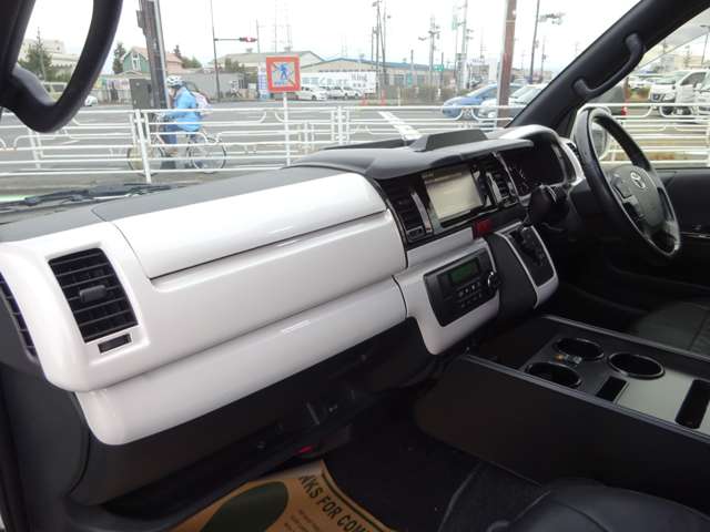 U00048236106_73_001.jpg