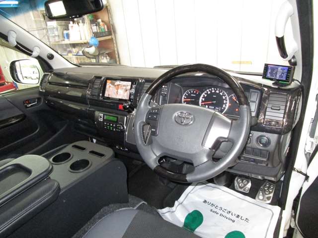 U00047463693_12_004.jpg