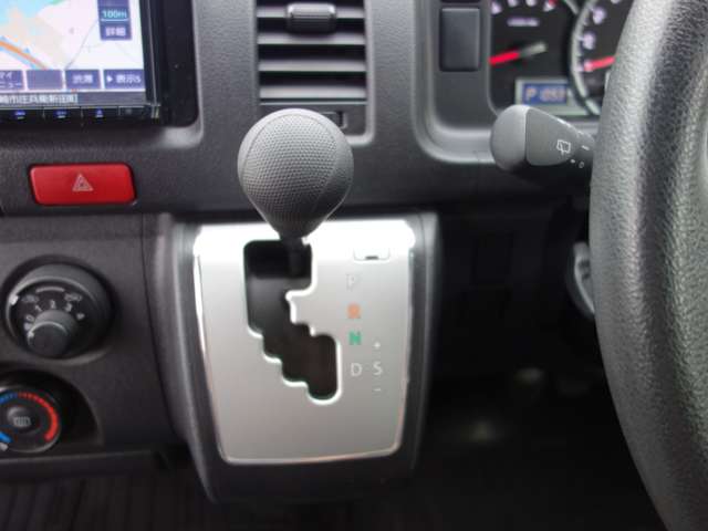 U00046943589_10_001.jpg