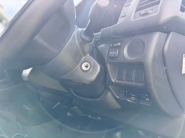 U00048042678_58_005.jpg