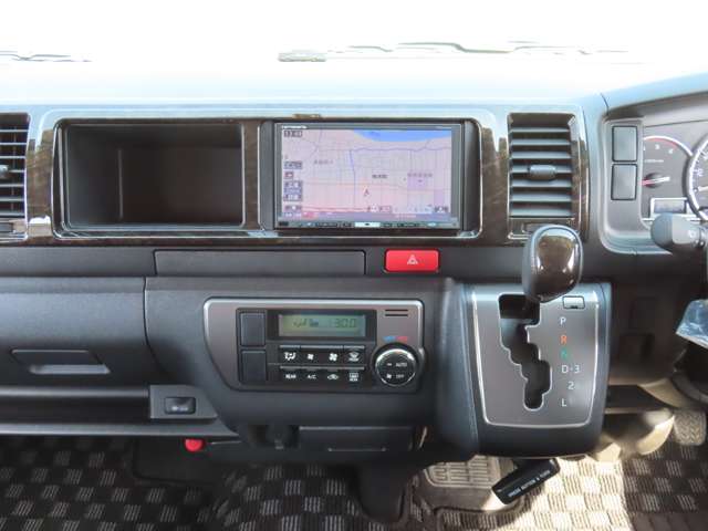 U00048507247_11_001.jpg