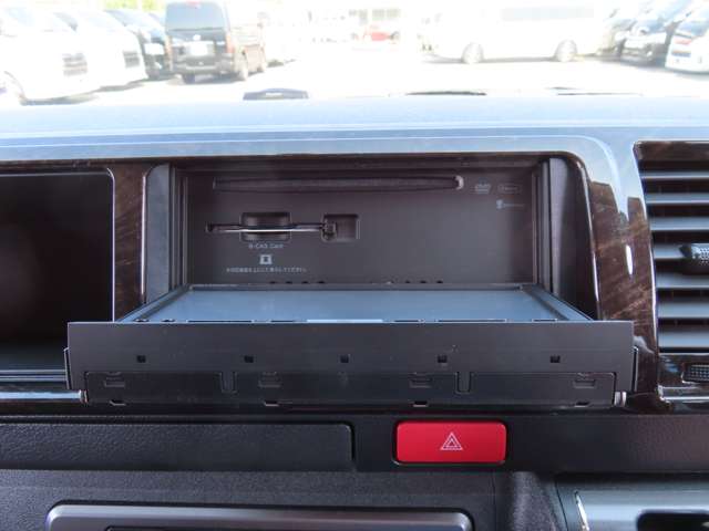 U00048507247_33_001.jpg
