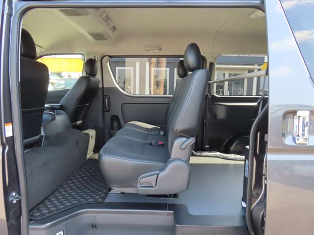 U00048507247_48_001.jpg