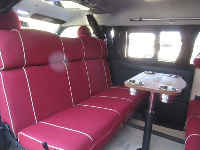 U00047628143_11_002.jpg