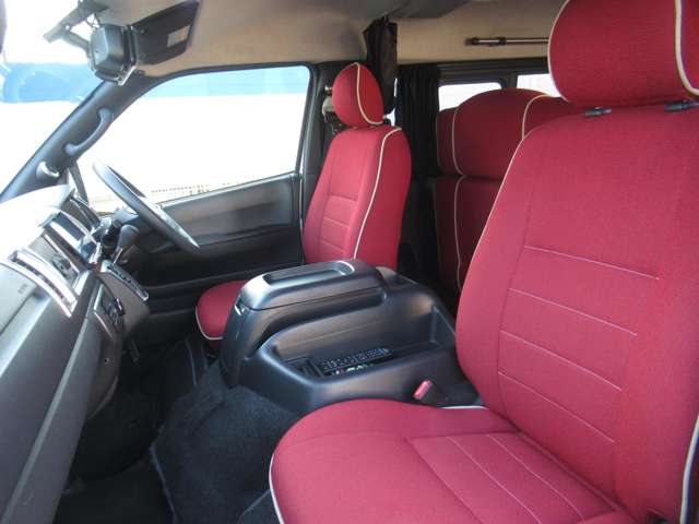 U00047628143_36_002.jpg