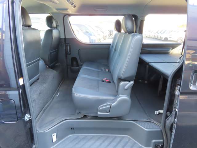 U00047340184_45_002.jpg