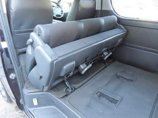U00047340184_48_002.jpg