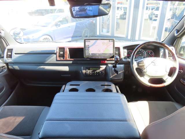 U00048338546_4_001.jpg