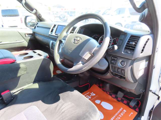 U00048272008_49_001.jpg