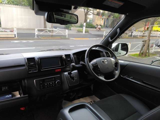 U00042767588_30_001.jpg