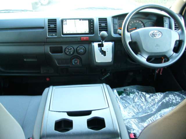 U00047525266_11_001.jpg