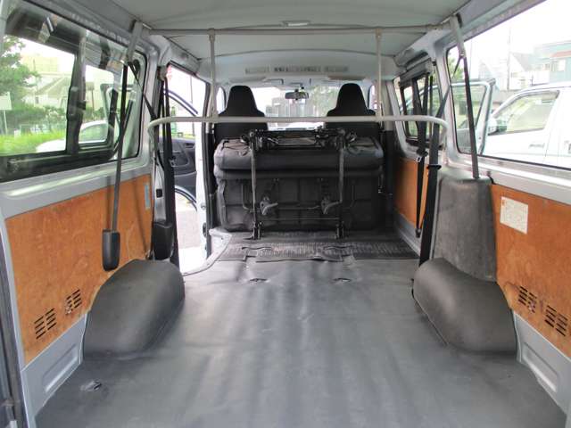 U00047029600_44_002.jpg
