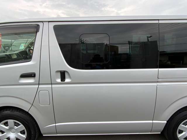 U00045840881_39_001.jpg