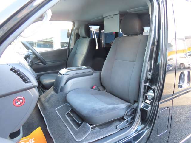 U00047273085_38_001.jpg