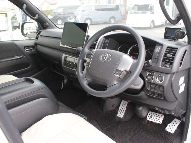 U00048468975_2_001.jpg