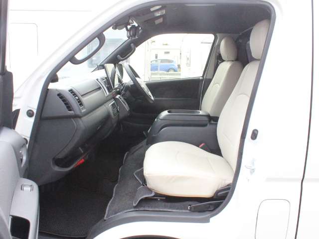U00048468975_6_001.jpg
