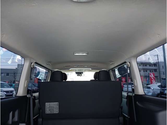 U00048555903_63_001.jpg