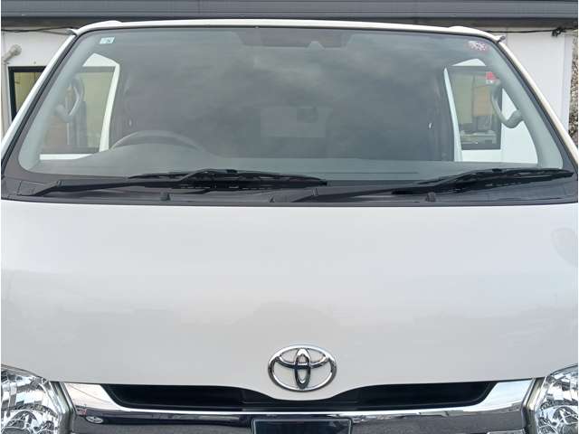 U00048555903_70_001.jpg