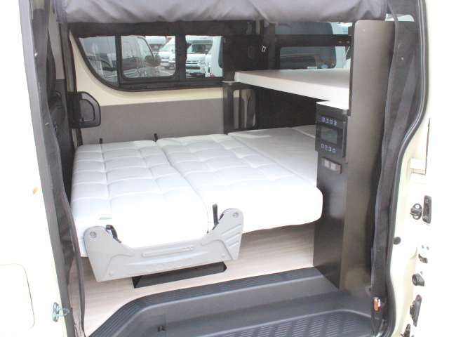 U00048523018_39_001.jpg