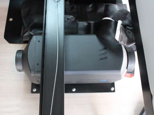 U00048523018_42_001.jpg