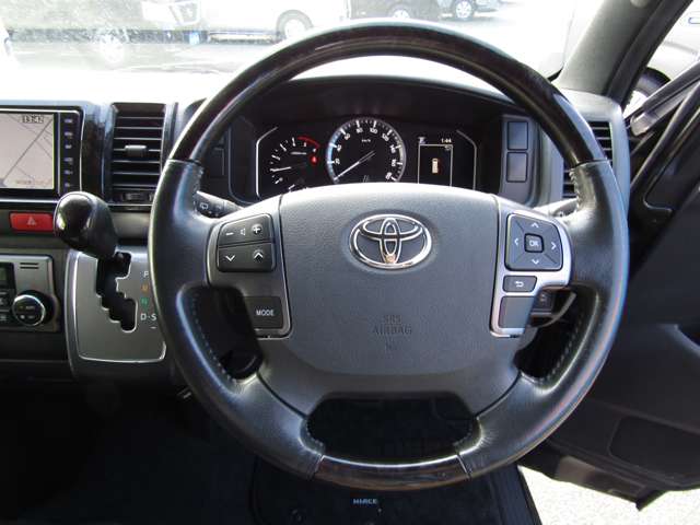 U00048337800_34_001.jpg