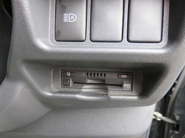 U00048274339_33_001.jpg