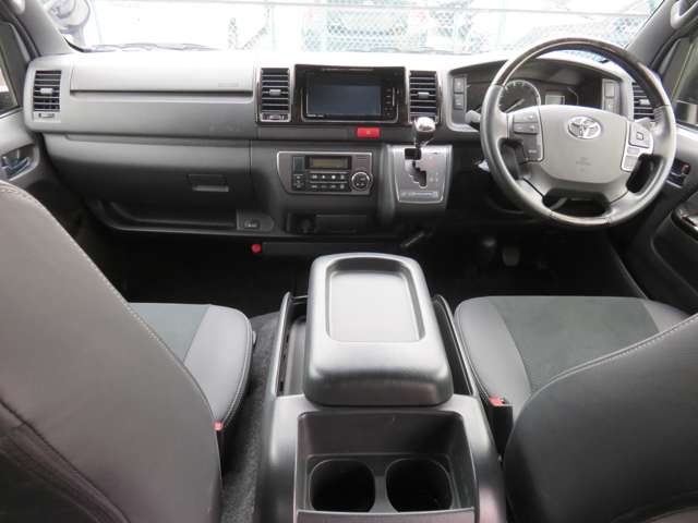 U00048274339_40_001.jpg