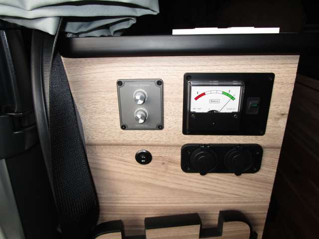 U00046751111_33_003.jpg