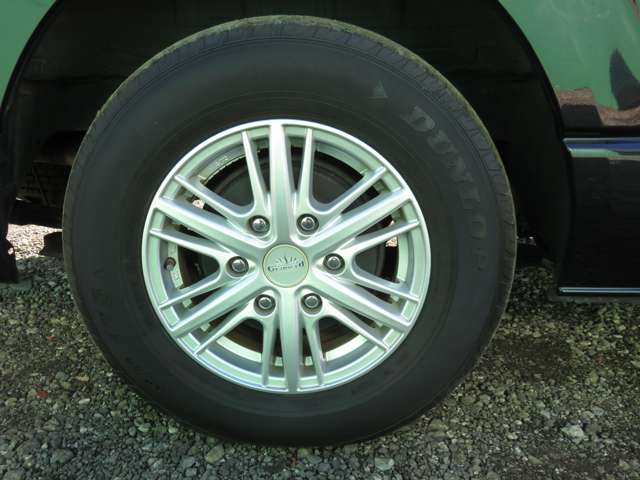 U00048118713_32_001.jpg