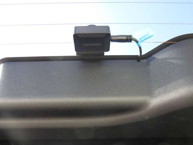 U00048118713_50_001.jpg