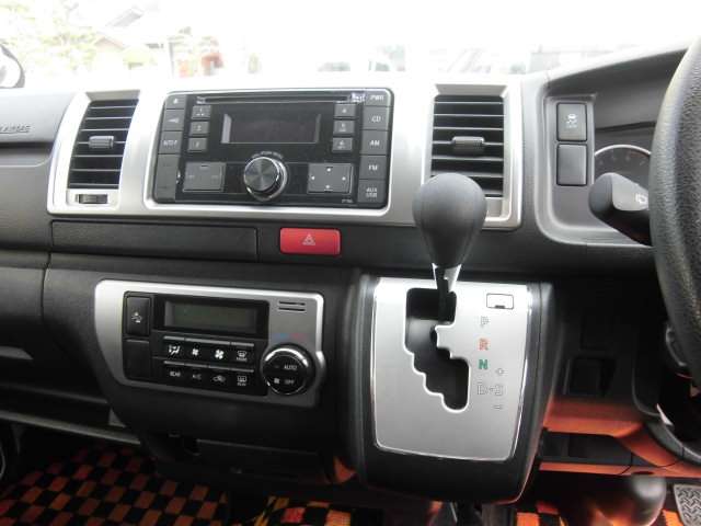 U00048554984_10_001.jpg