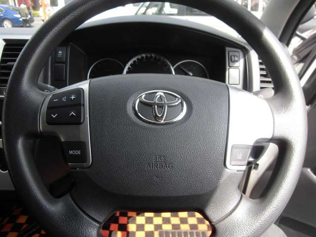 U00048554984_8_001.jpg