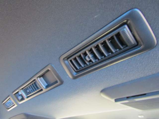 U00047490624_45_001.jpg