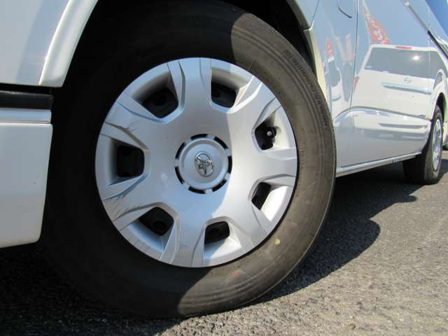 U00048390379_15_001.jpg