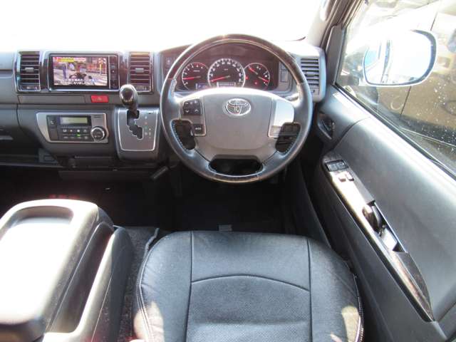 U00048390379_30_001.jpg