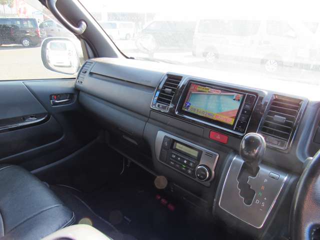 U00048390379_42_001.jpg
