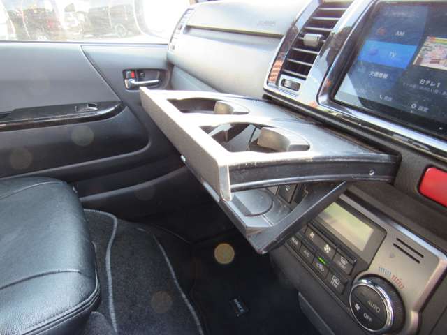 U00048390379_48_001.jpg